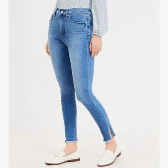 Loft Curvy Skinny Ankle Jeans Pants - Picture 13 of 13